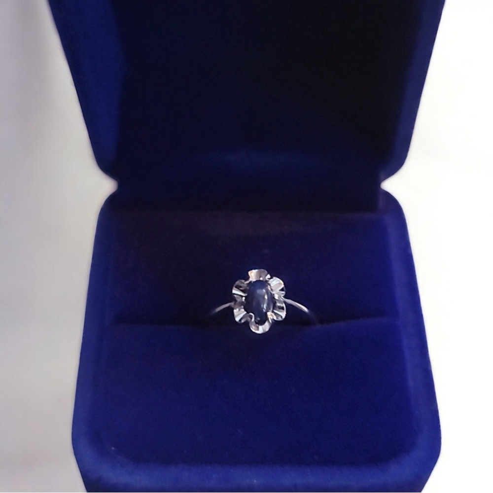 Vintage 10K Solid White Gold Genuine Lindy Star Blue Sapphire Ring Size 5.5 - Picture 3 of 14